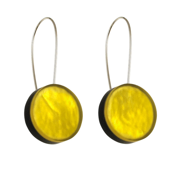 earring earrings steel wire colorful circles mother of pearl Philippines scma smith college museum of art yellow