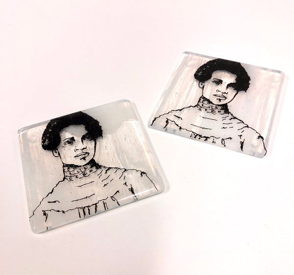 Laurie Freivogel glass coaster transparent grey white otelia cromwell handmade scma Smith College Museum of Art