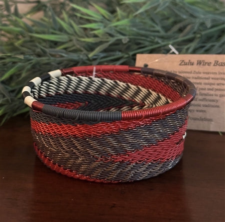Telephone Wire Bowl: Pepper, various sizes