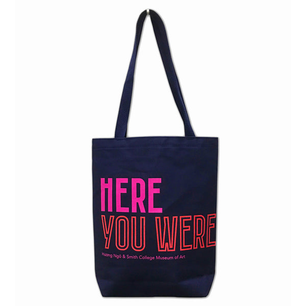 Hương Ngô Huong Ngo tote bag shoulder strap environmental sustainable canvas navy blue pink magenta red text handmade scma smith college museum of art